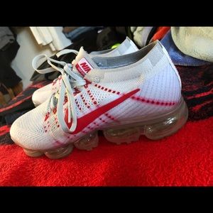 Used Vapormax OG shoes size 8.5 in men’s